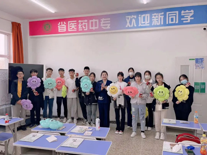 642e604ba9835.jpg 5.jpg